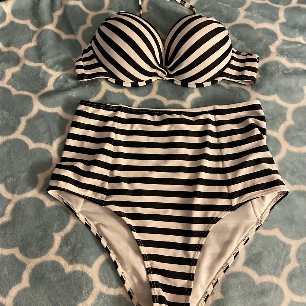 Forever 21 White & Black Striped Swimsuit